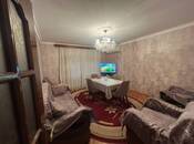 Satılır 2 otaqlı köhnə tikili 65 m², 9-cu mikrorayon q., photo 1 from 8