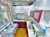 Satılır 2 otaqlı köhnə tikili 60 m², Qara Qarayev m., photo 6 from 8