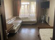 Сдаётся 3-комн. вторичка 75 м², м. Нариман Нариманов, photo 1 from 8