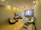 Продаётся 2-комн. новостройка 110 м², м. Кара Караев, photo 1 from 8