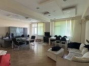 Satılır 7 otaqlı yeni tikili 380 m², İnşaatçılar m., photo 1 from 8