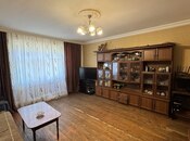 Satılır 4 otaqlı köhnə tikili 110 m², Xalqlar Dostluğu m., photo 3 from 8