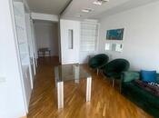 Сдаётся 4-комн. новостройка 150 м², м. Низами, photo 1 from 8
