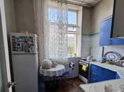 Satılır 2 otaqlı köhnə tikili 60 m², Nizami m., photo 4 from 7