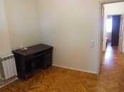 Продаётся 3-комн. вторичка 60 м², Хатаинский р., photo 3 from 6