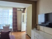 Сдаётся 2-комн. новостройка 55 м², м. Низами, photo 1 from 8