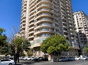Satılır 4 otaqlı yeni tikili 229.9 m², 28 May m., photo 1 from 8