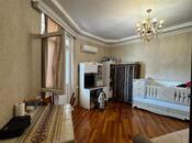 Satılır 2 otaqlı köhnə tikili 40 m², Elmlər Akademiyası m., photo 2 from 8
