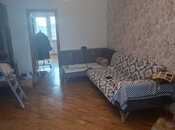 Продаётся 3-комн. вторичка 80 м², м. Нефтчиляр, photo 3 from 8