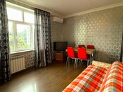 Satılır 2 otaqlı köhnə tikili 55 m², Bakıxanov q., photo 2 from 8