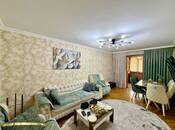 Satılır 3 otaqlı köhnə tikili 80 m², Neftçilər m., photo 1 from 8