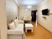 Продаётся 4-комн. вторичка 100 м², Хатаинский р., photo 1 from 8