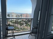 Продаётся 2-комн. новостройка 70 м², м. Кара Караев, photo 1 from 8