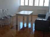 Продаётся 3-комн. вторичка 70 м², м. Элмляр Академиясы, photo 1 from 8