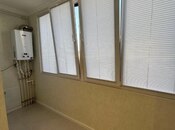 Satılır 2 otaqlı köhnə tikili 65 m², İnşaatçılar m., photo 8 from 8