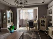 Продаётся 2-комн. вторичка 61 м², м. Азадлыг проспекти, photo 1 from 8