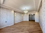 Продаётся 3-комн. новостройка 107 м², м. Кара Караев, photo 2 from 8