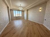 Продаётся 3-комн. новостройка 107 м², м. Кара Караев, photo 1 from 8