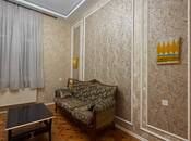 Сдаётся 2-комн. вторичка 45 м², м. Ичеришехер, photo 3 from 8