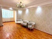 Satılır 2 otaqlı köhnə tikili 60 m², İnşaatçılar m., photo 1 from 8