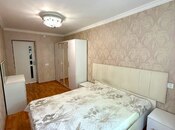 Satılır 2 otaqlı köhnə tikili 60 m², İnşaatçılar m., photo 7 from 8