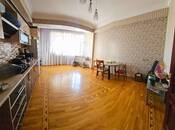 İcarəyə verilir 3 otaqlı yeni tikili 160 m², 28 May m., photo 3 from 8