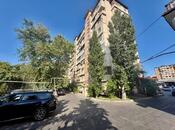 Satılır 2 otaqlı köhnə tikili 65 m², Xalqlar Dostluğu m., photo 1 from 8