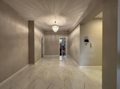 Продаётся 3-комн. новостройка 130 м², м. Низами, photo 2 from 8