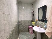 Продаётся 2-комн. вторичка 62 м², м. Нефтчиляр, photo 6 from 8