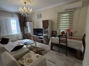 Продаётся 2-комн. вторичка 60 м², м. Иншаатчылар, photo 2 from 8