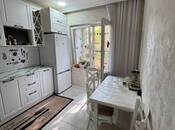 Продаётся 2-комн. вторичка 60 м², м. Иншаатчылар, photo 5 from 8