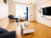 Satılır 3 otaqlı köhnə tikili 80 m², Nəriman Nərimanov m., photo 2 from 8