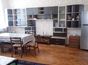 Продаётся 2-комн. вторичка 80 м², м. Низами, photo 2 from 8