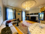 Satılır 4 otaqlı köhnə tikili 120 m², Sahil m., photo 2 from 8