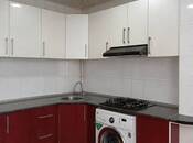 Продаётся 3-комн. вторичка 90 м², м. Кара Караев, photo 1 from 8