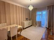 Satılır 3 otaqlı köhnə tikili 80 m², Nizami m., photo 1 from 8