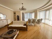 Сдаётся 3-комн. новостройка 160 м², м. Низами, photo 1 from 8
