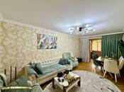 Satılır 4 otaqlı köhnə tikili 80 m², Neftçilər m., photo 1 from 8