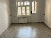 Продаётся 2-комн. вторичка 65 м², Хатаинский р., photo 5 from 8