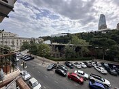 Продаётся 3-комн. вторичка 100 м², м. Ичеришехер, photo 2 from 8