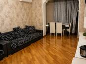 Продаётся 3-комн. вторичка 76 м², м. Мемар Аджеми, photo 1 from 7