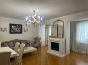 Satılır 4 otaqlı köhnə tikili 110 m², İnşaatçılar m., photo 1 from 8
