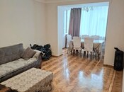 Satılır 3 otaqlı köhnə tikili 70 m², Elmlər Akademiyası m., photo 1 from 6