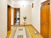Продаётся 3-комн. вторичка 135 м², м. Кара Караев, photo 2 from 8