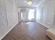 Satılır 2 otaqlı köhnə tikili 61 m², 28 May m., photo 1 from 5