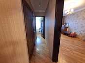 Satılır 3 otaqlı köhnə tikili 80 m², Qara Qarayev m., photo 2 from 8