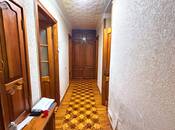 Сдаётся 3-комн. вторичка 70 м², м. Нефтчиляр, photo 7 from 8