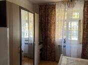 Satılır 2 otaqlı köhnə tikili 55 m², Qara Qarayev m., photo 8 from 8
