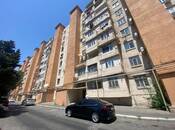 Satılır 2 otaqlı köhnə tikili 65 m², Xalqlar Dostluğu m., photo 1 from 8