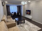 Satılır 3 otaqlı köhnə tikili 80 m², Gənclik m., photo 1 from 8